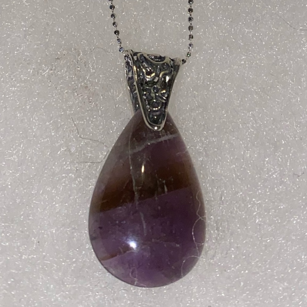 Sterling Silver and Amethyst Pendant with chain.